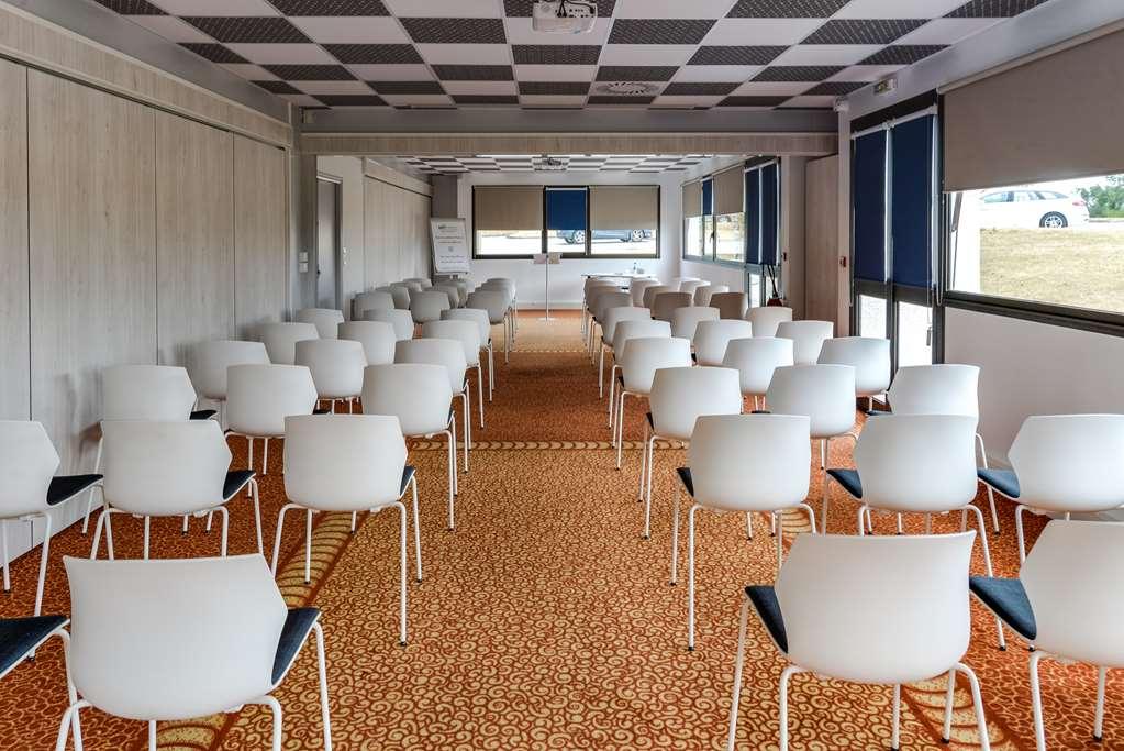 Brit Hotel Rennes Cesson 设施 照片