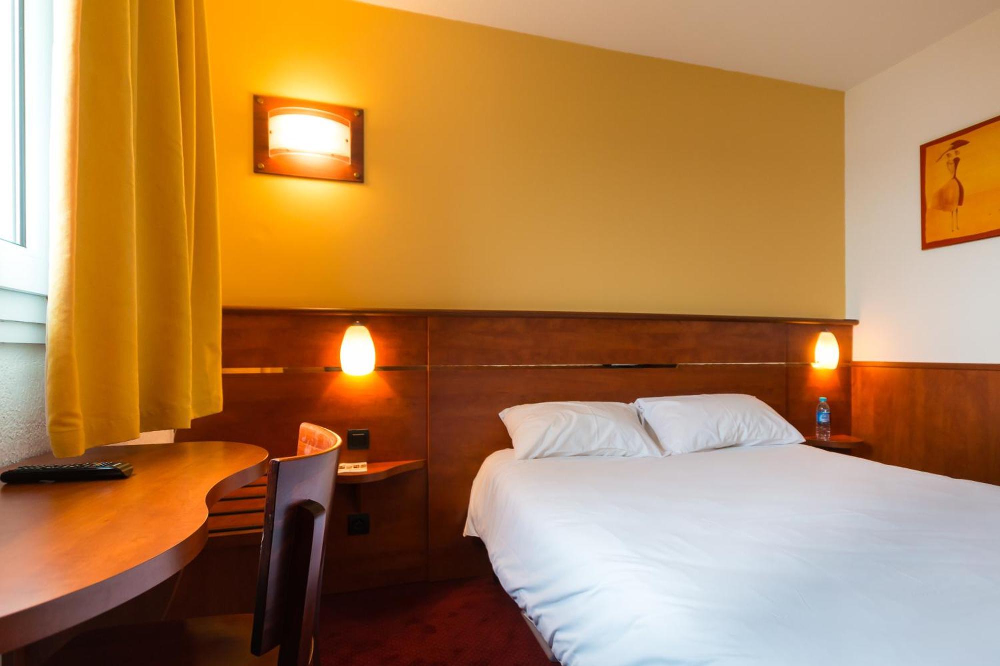 Brit Hotel Rennes Cesson 外观 照片